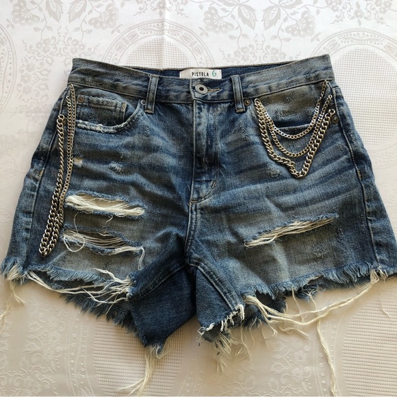 Pistola Jeans Denim Shorts Women’s Size 26 Blue Ripped Distressed Metal Chain - Picture 12 of 16